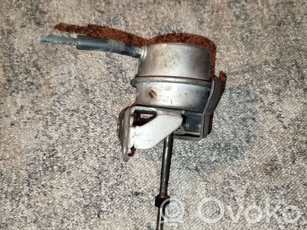 Nissan Qashqai+2 Turbine electric control actuator 