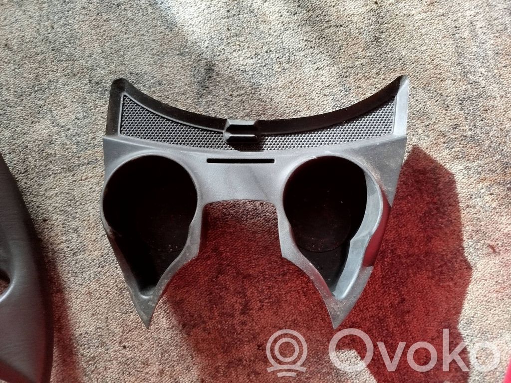 Ford Focus Cup holder 