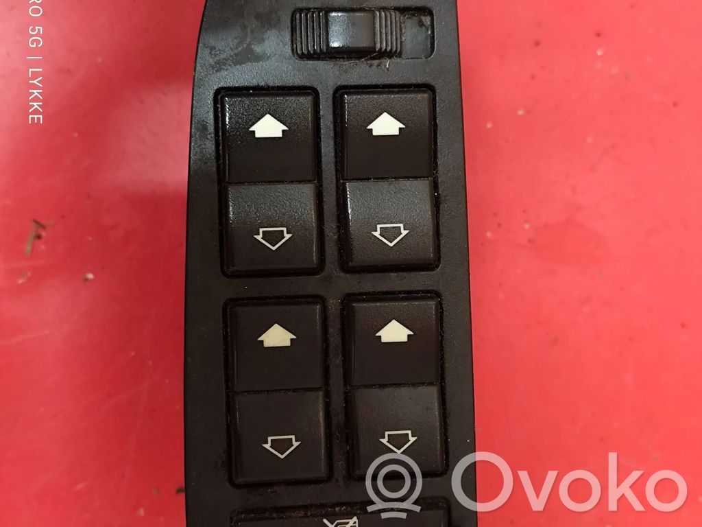 BMW 5 E39 Electric window control switch 