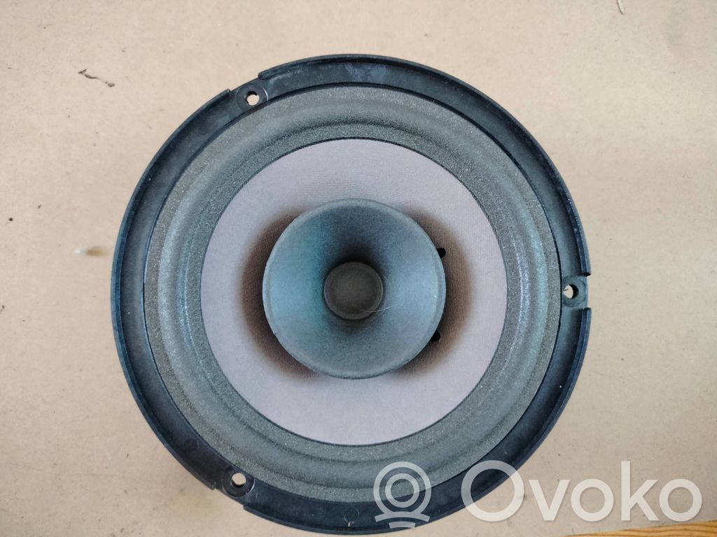 Opel Astra G Rear door speaker 