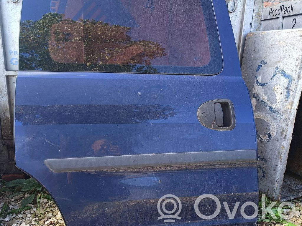 Opel Combo C Sivuliukuovi 