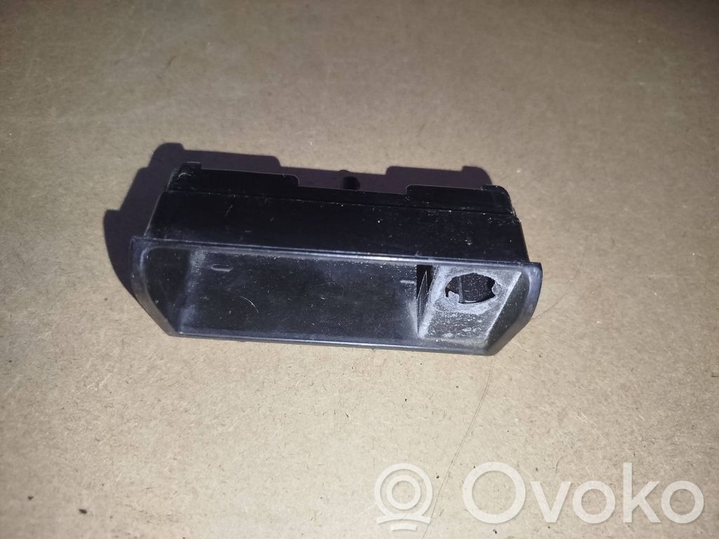 BMW 3 E36 Pelnutrauks 