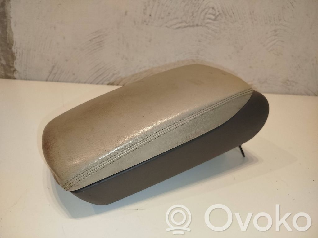 Audi A6 S6 C6 4F Armrest 