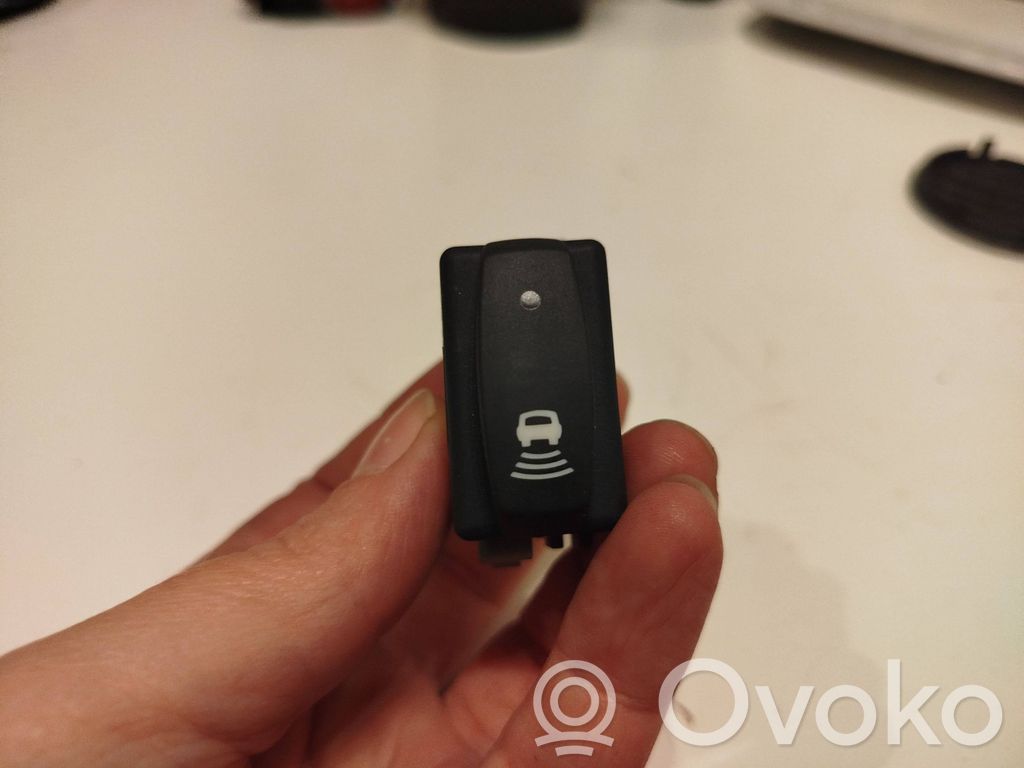Renault Kangoo II Parking (PDC) sensor switch 