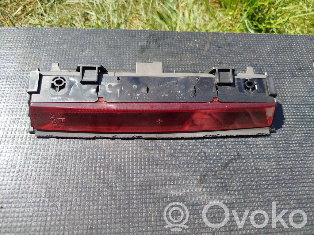 Alfa Romeo 147 Third/center stoplight 