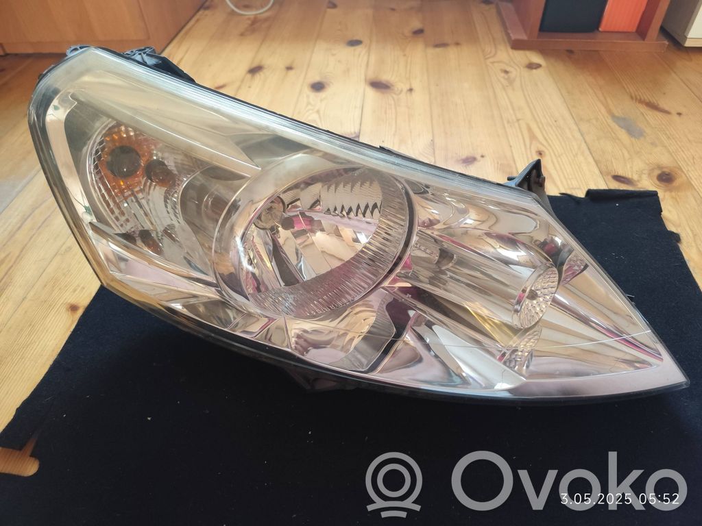 Opel Zafira A Headlight/headlamp 