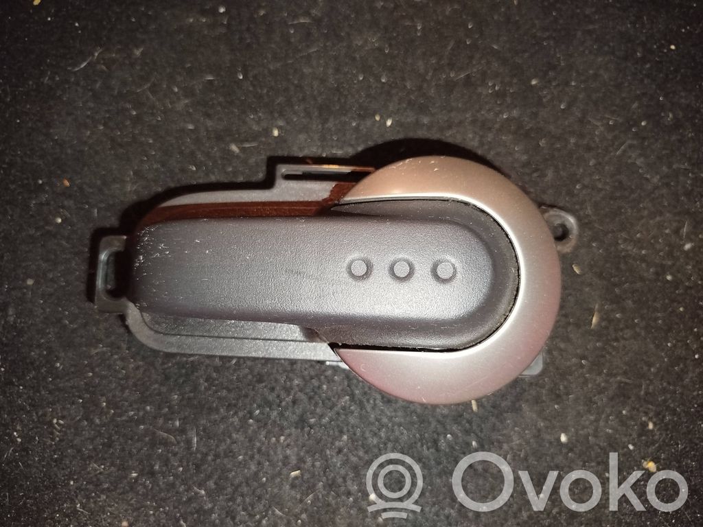 Nissan Note (E11) Rear door interior handle 