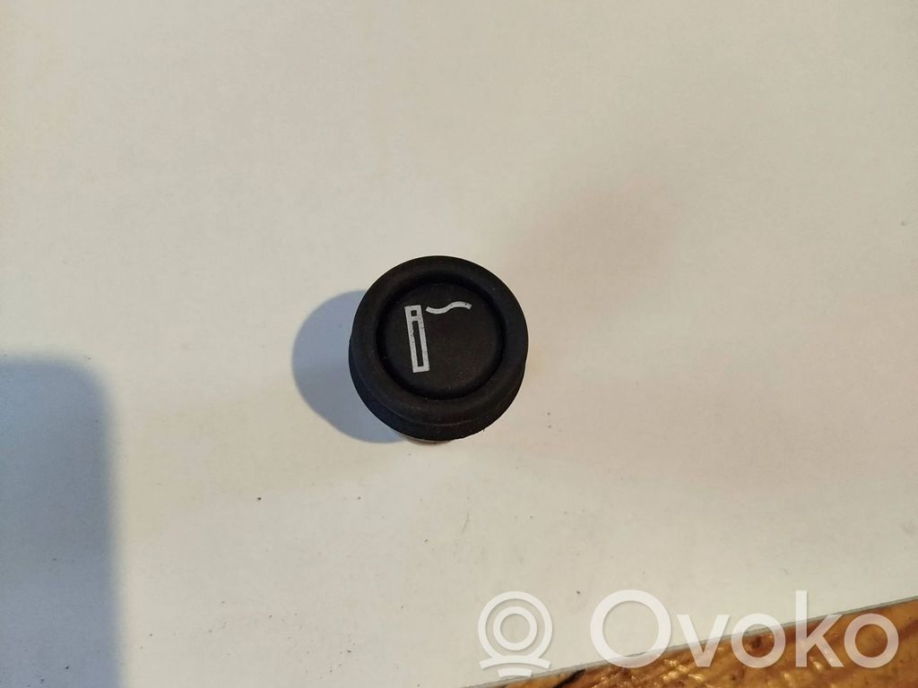 BMW 5 E39 Прикуриватель 
