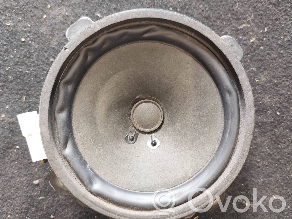 Opel Antara Etuoven kaiutin 