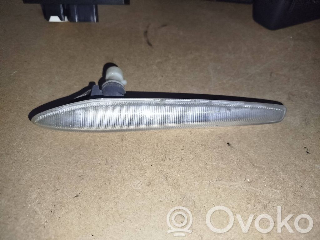 Alfa Romeo 159 Front fender indicator light 