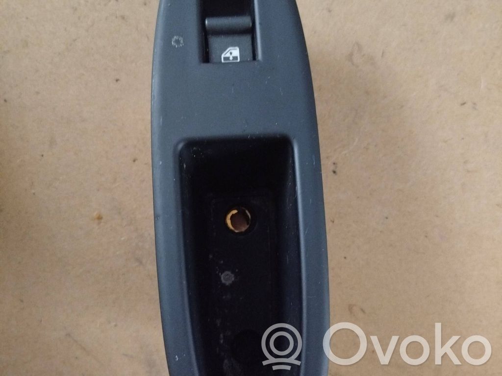 Alfa Romeo 159 Quarter vent window switch 