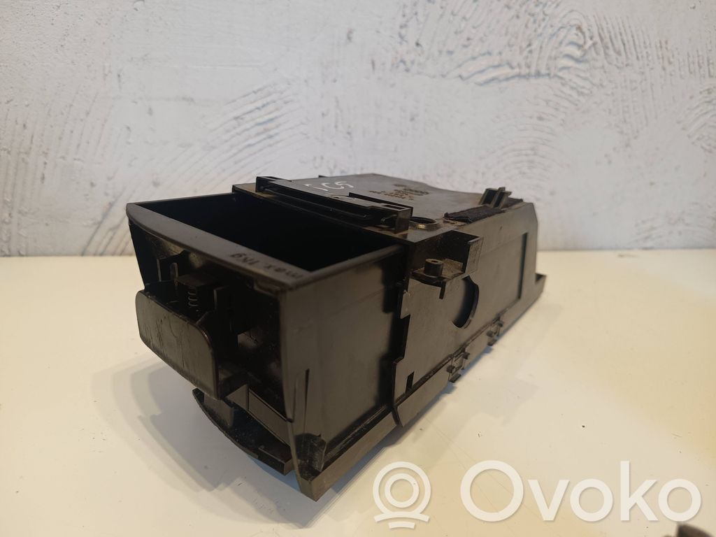 Audi A6 S6 C5 4B Kita salono detalė 