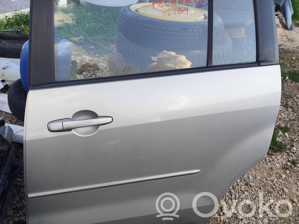 Mazda 5 Rear door 