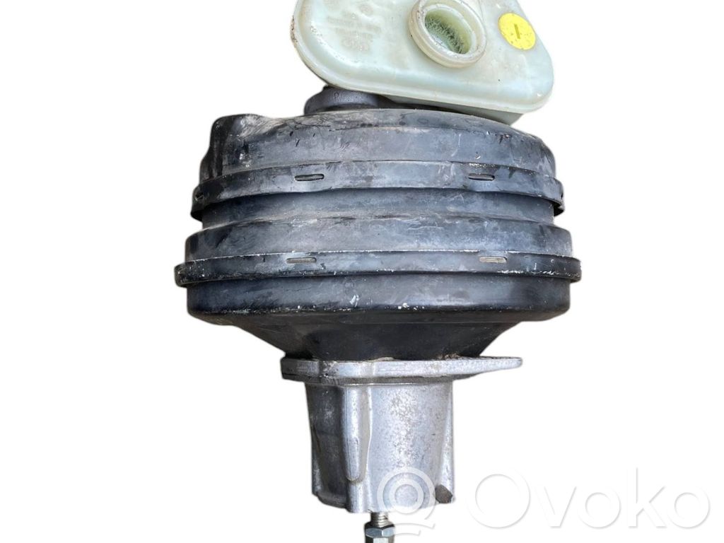Audi A8 S8 D3 4E Brake booster 