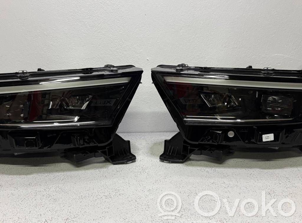 Opel Mokka B Lampa przednia 