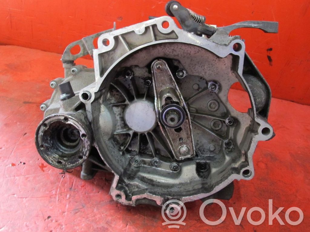 Skoda Fabia Mk2 (5J) Mechaninė 5 pavarų dėžė 