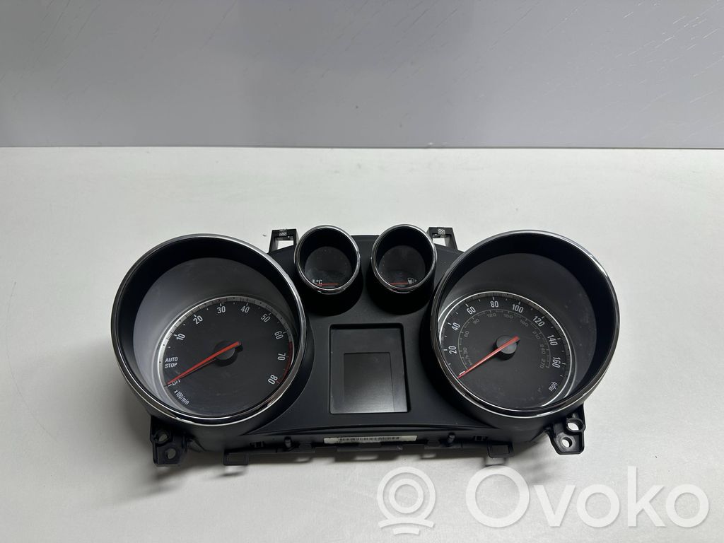 Opel Mokka Speedometer (instrument cluster) 
