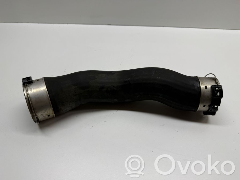 BMW 1 F20 F21 Välijäähdyttimen letku 