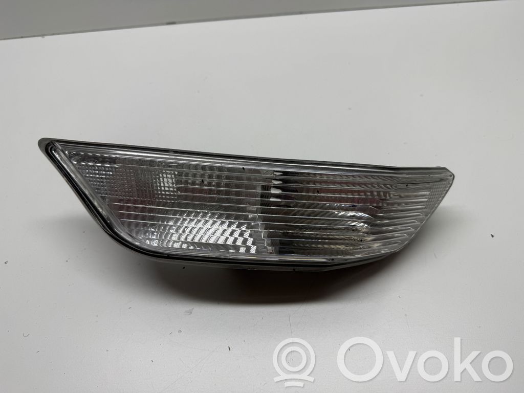 Ford Mustang VI Front indicator light 
