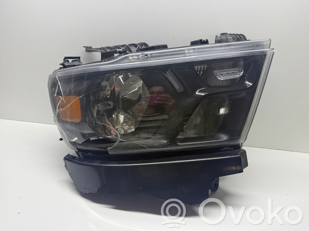 Lampa przednia   LE17F6408,68316086AJ,083123112