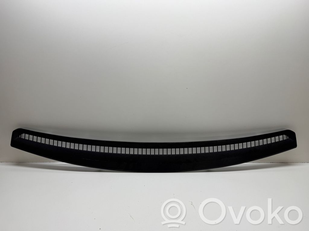Ram 1500 DT Wiper trim 