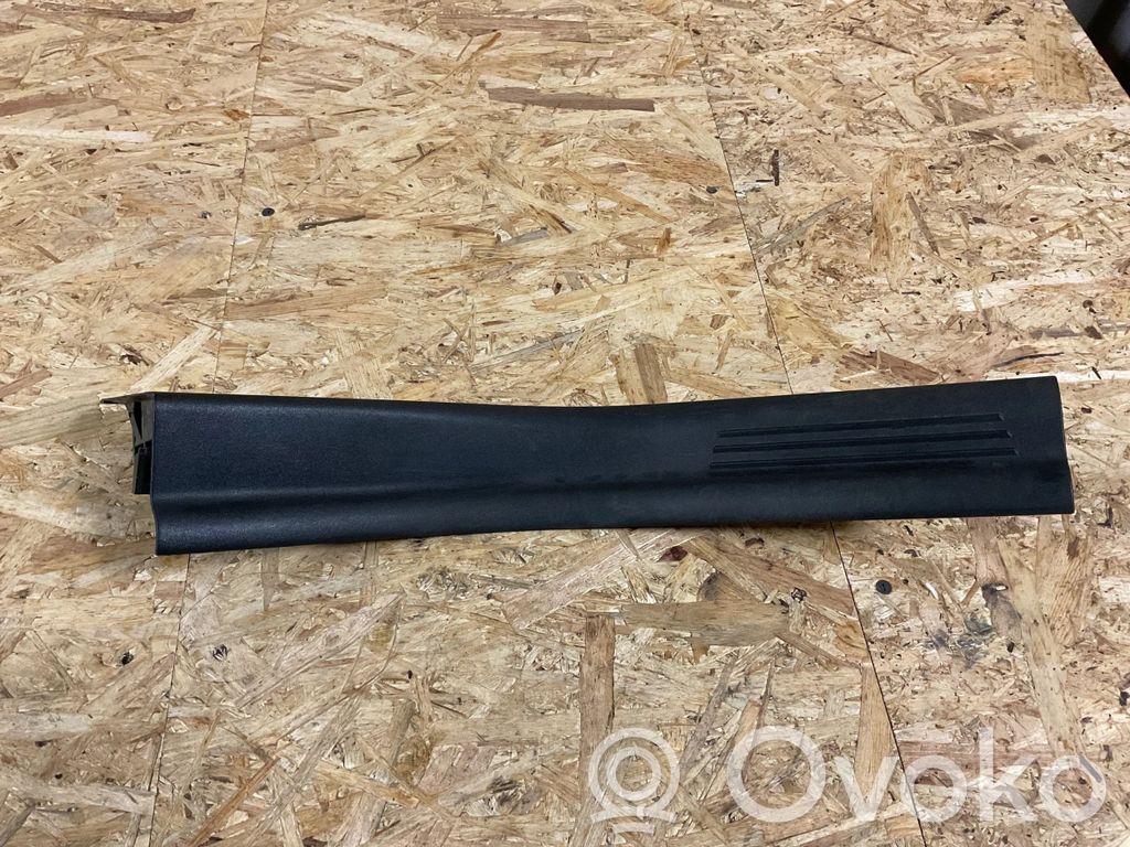Volvo V50 Moldura protectora del borde trasero 