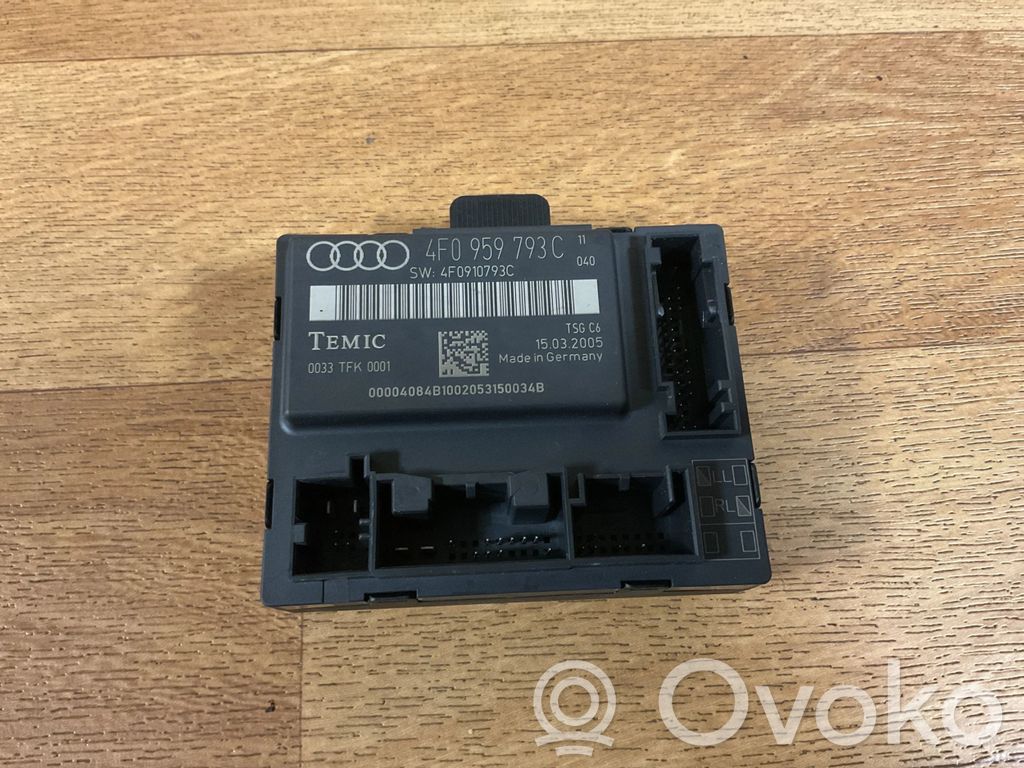Unité de commande module de porte   4F0959793