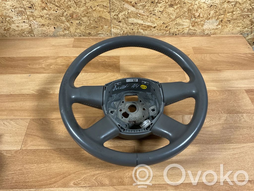 Audi A4 S4 B7 8E 8H Ohjauspyörä 