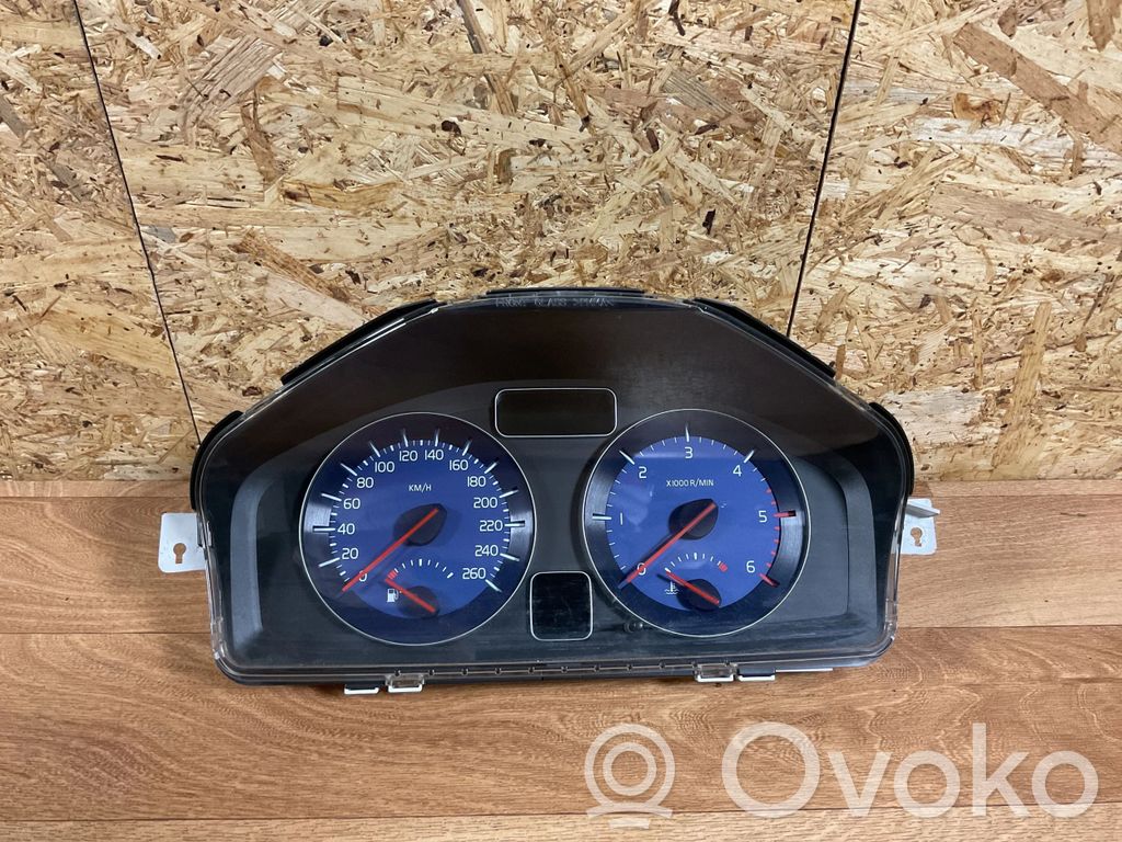 Volvo V50 Licznik / Prędkościomierz 