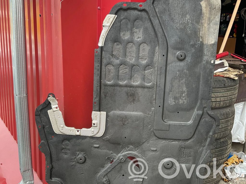 BMW 5 E60 E61 Vidurinė dugno apsauga 