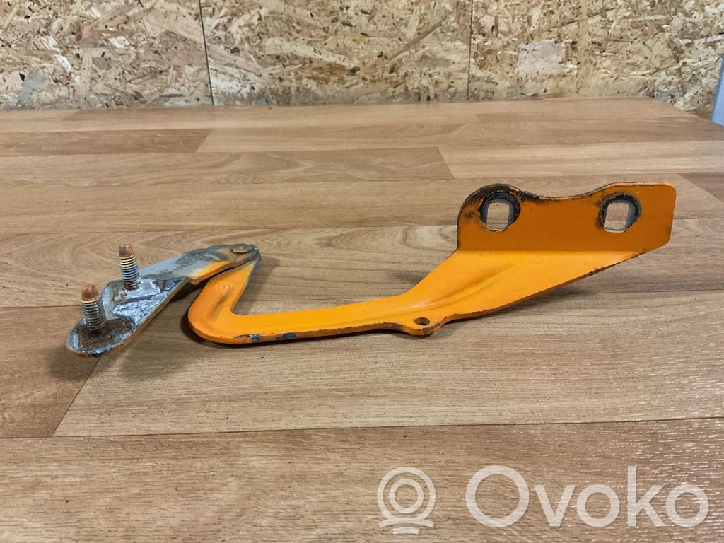 Ford Focus Engine bonnet/hood hinges 