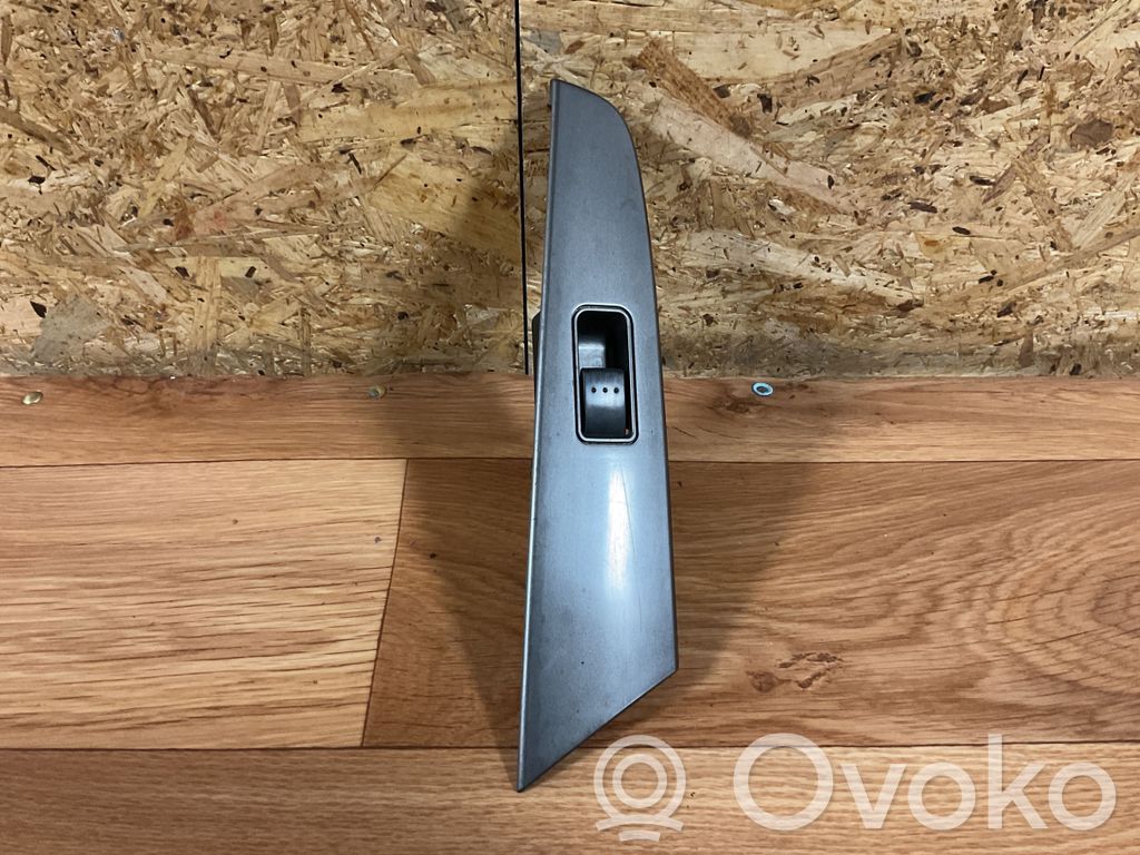 Mazda 3 I Electric window control switch 