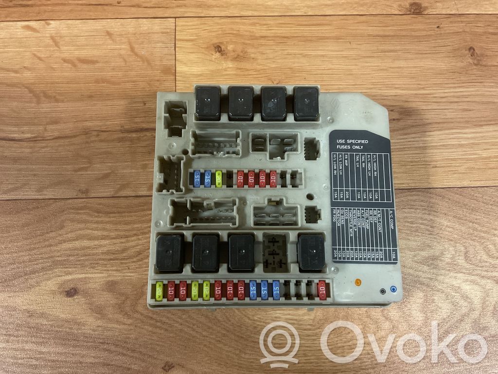 Nissan Note (E11) Fuse module 