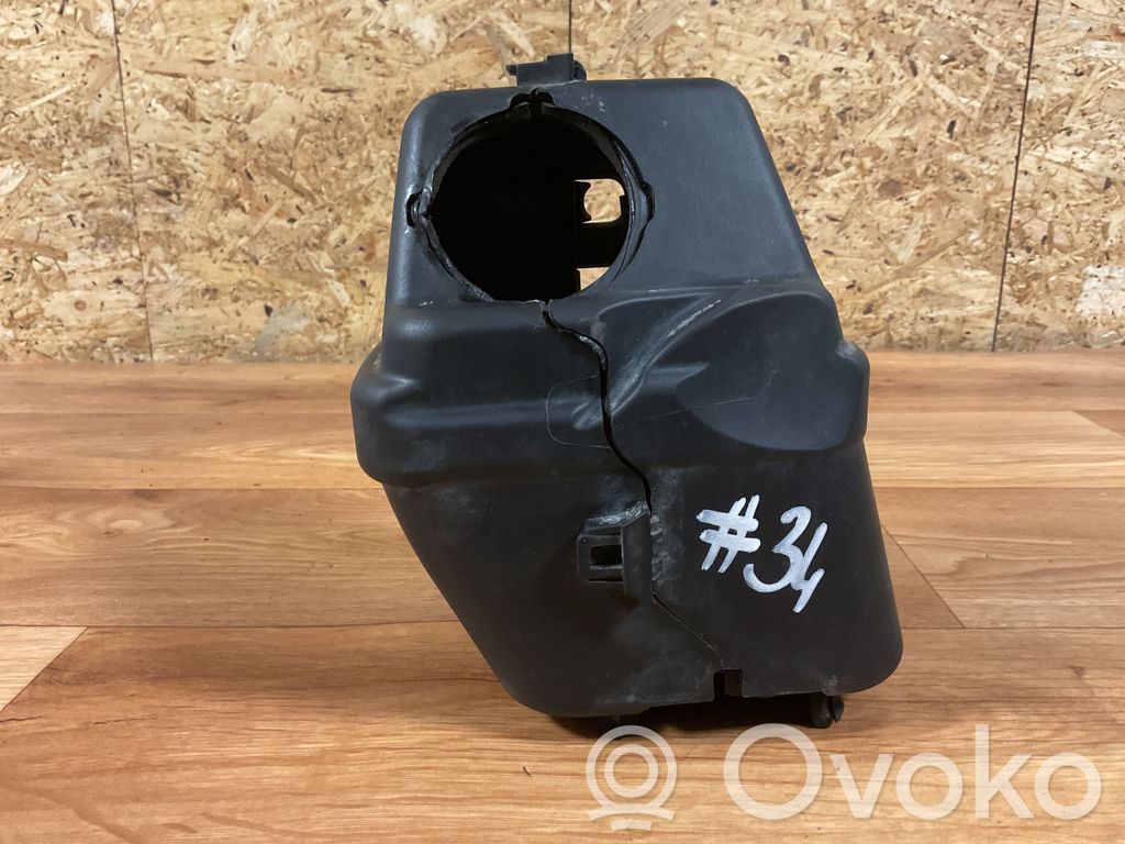 Volkswagen Golf V Alte piese compartiment motor 