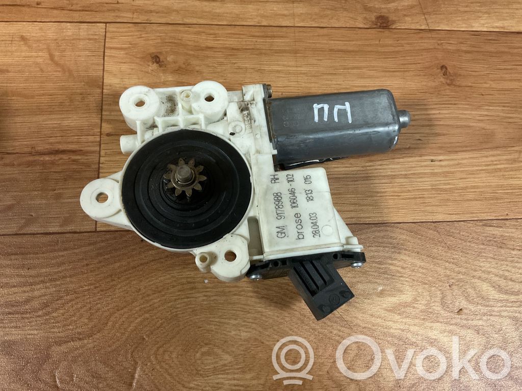 Silnik regulatora szyby drzwi przednich   9178988,106046102,1813015