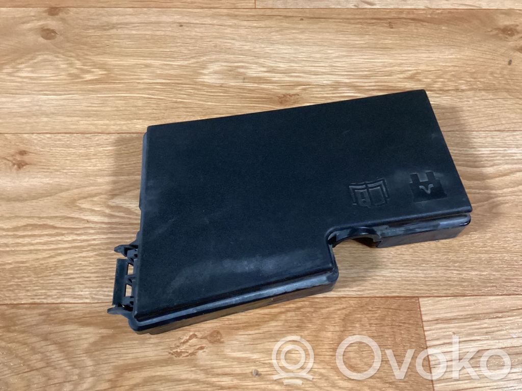 Ford Focus Tapa de caja de fusibles 