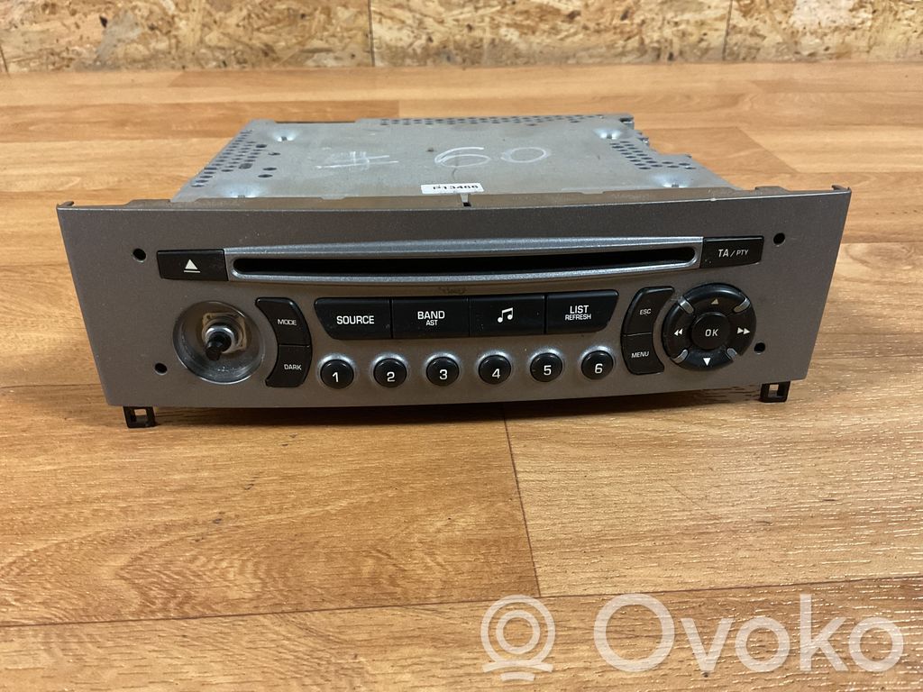 Peugeot 308 Panel / Radioodtwarzacz CD/DVD/GPS 