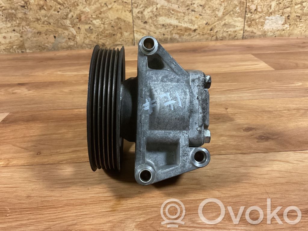 Ford Mondeo MK IV Ohjaustehostimen pumppu 