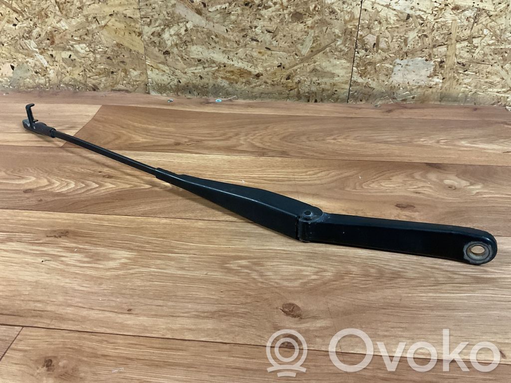 Ford Focus Wischerarm vorne 