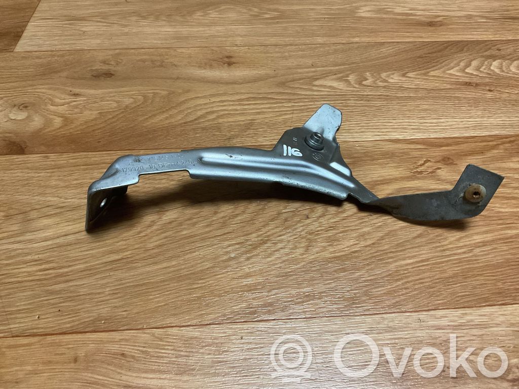 BMW 5 E60 E61 Fender mounting bracket 