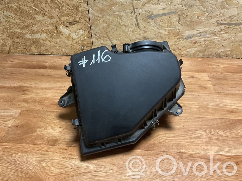 BMW 5 E60 E61 Air filter box 