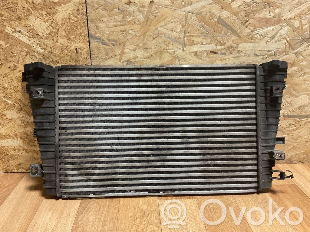 Opel Zafira B Interkūlerio radiatorius 