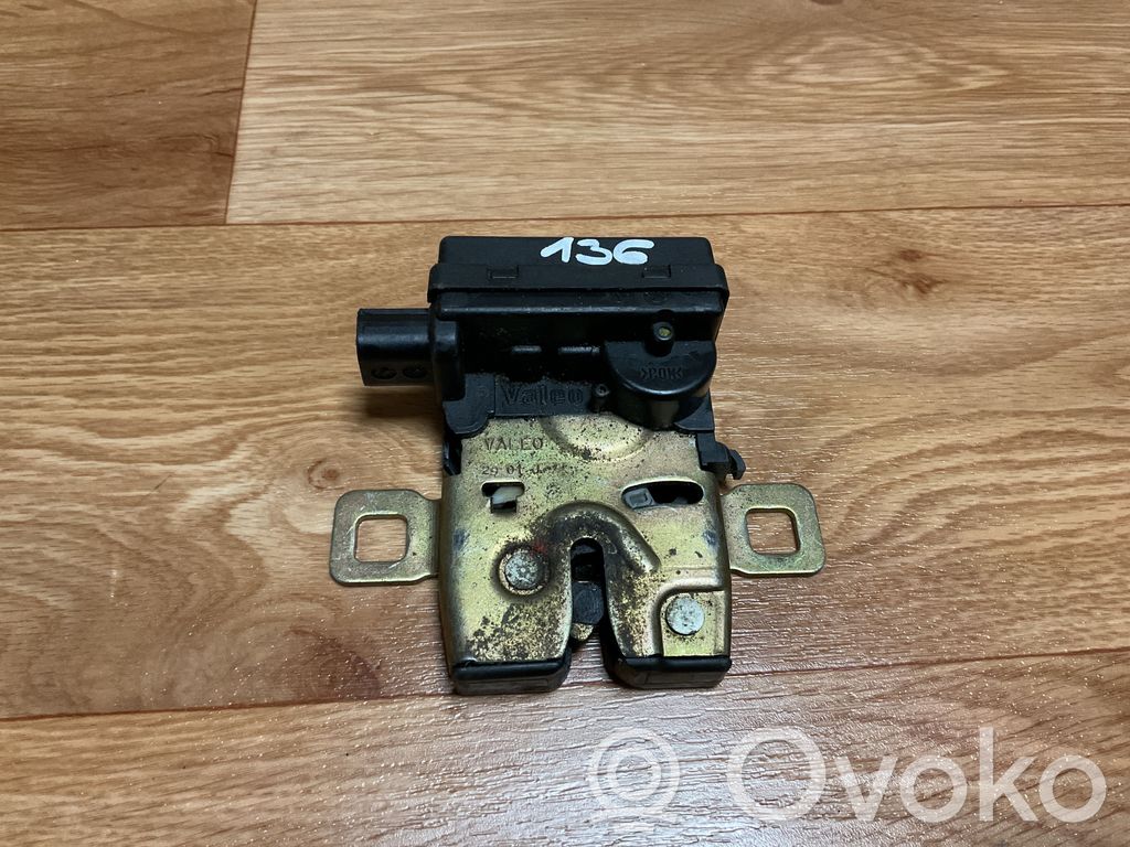 Mini One - Cooper R50 - 53 Tailgate/trunk/boot lock/catch/latch 