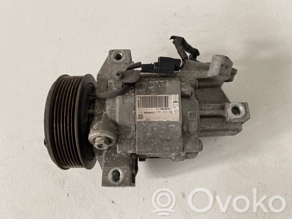 Dacia Sandero Ilmastointilaitteen kompressorin pumppu (A/C) 