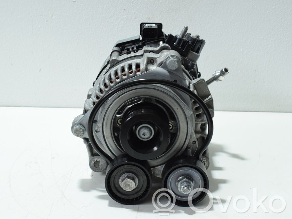 BMW X5 G05 Generatorius 