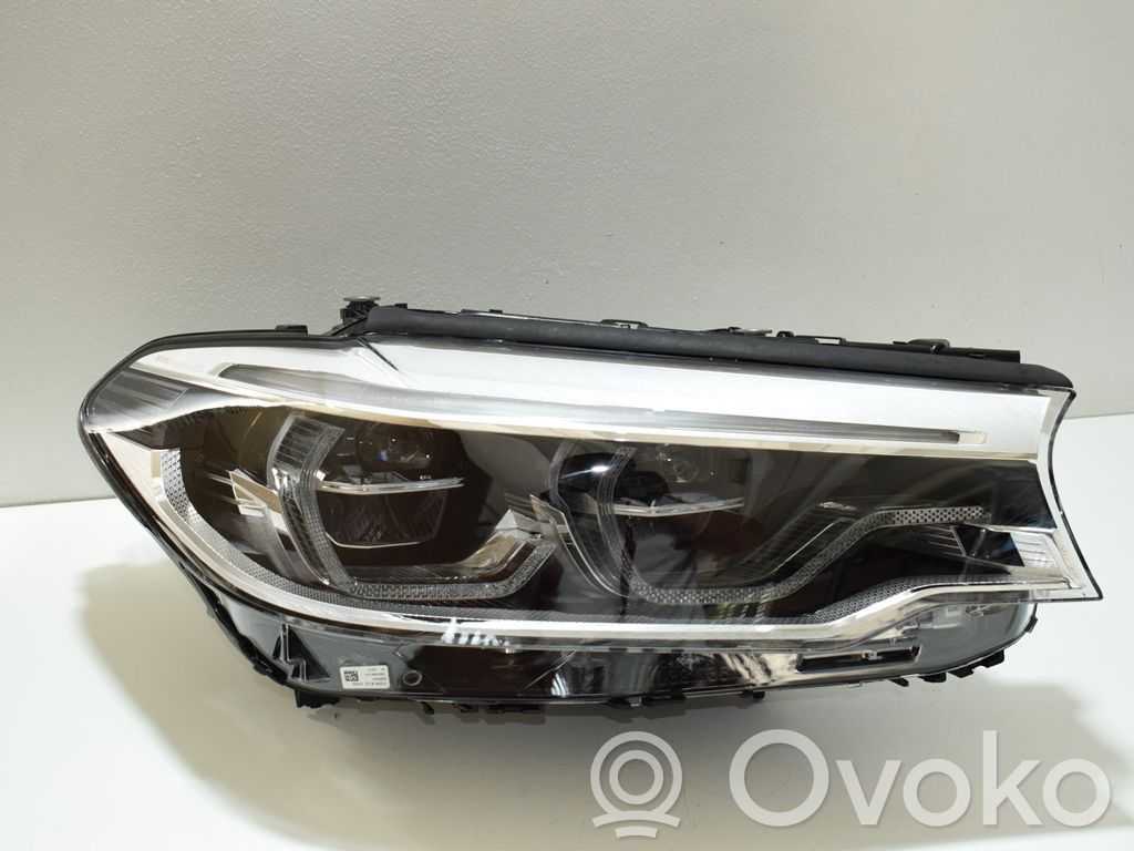 Lampa przednia   8499110,10390020260RE,10396121000,1039612C009,EPX777