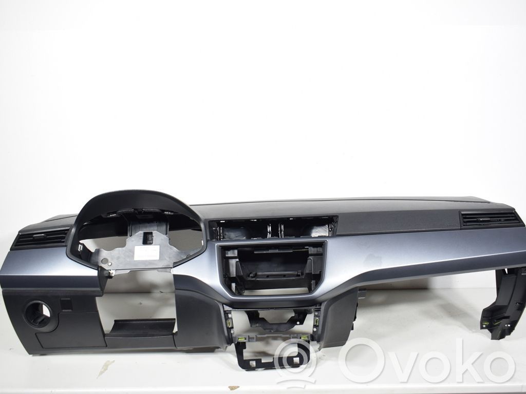 Seat Arona Panelis 