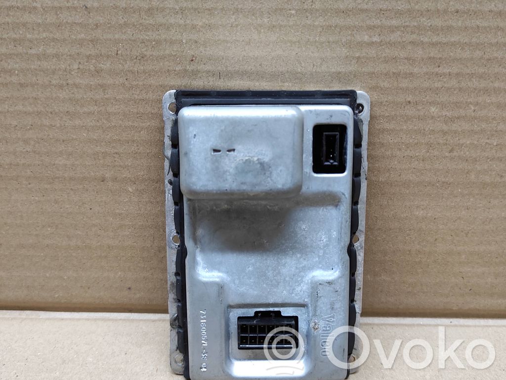 Renault Megane II Voltage converter/converter module 