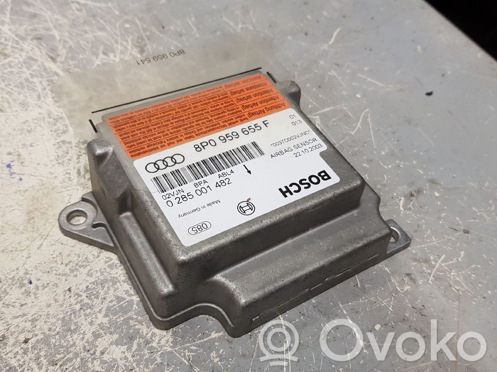Airbag control unit/module   8P0959655E