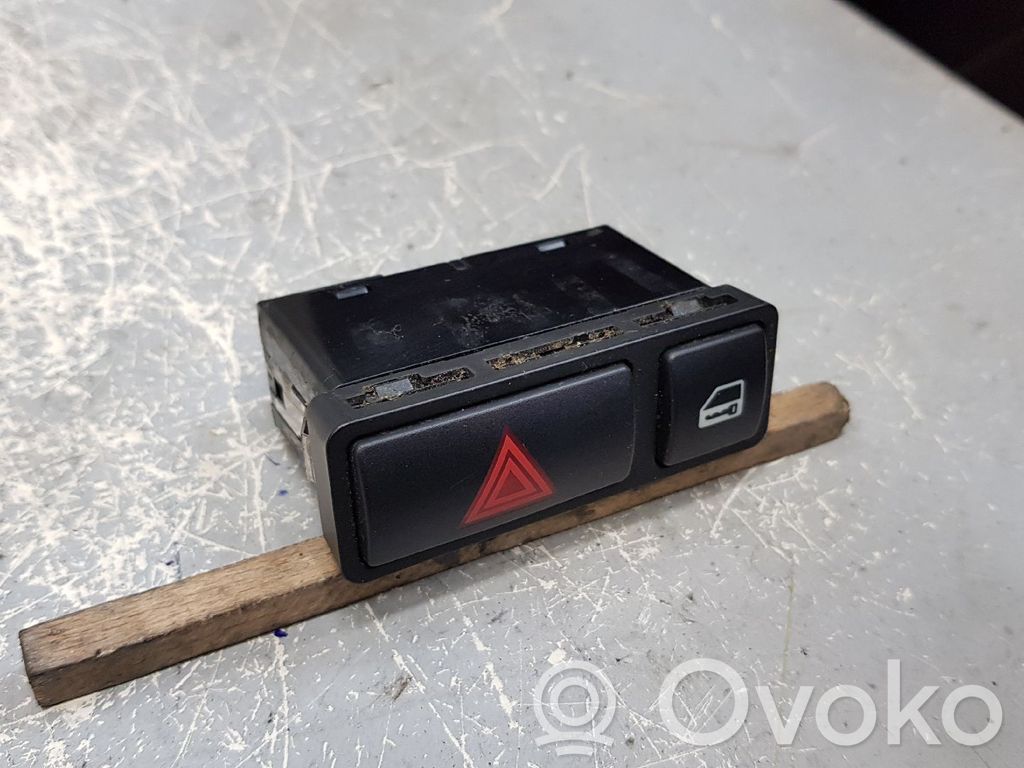 Other switches/knobs/shifts   8368920